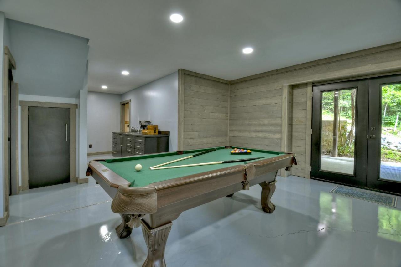 The Chariot - Creek Front With Hottub, Fire Pits, Billiards, Ev Charger - Sandalwood Stays 블루리지 외부 사진