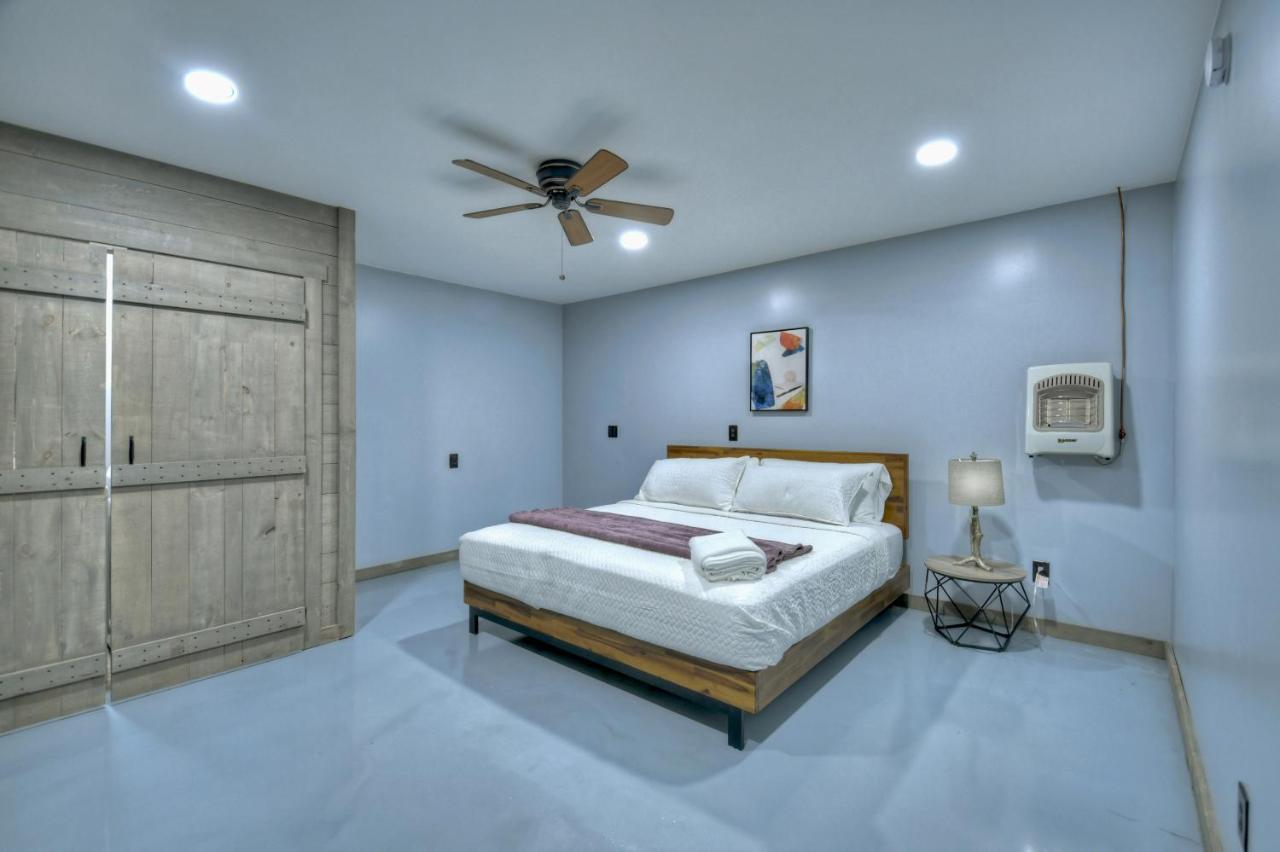 The Chariot - Creek Front With Hottub, Fire Pits, Billiards, Ev Charger - Sandalwood Stays 블루리지 외부 사진