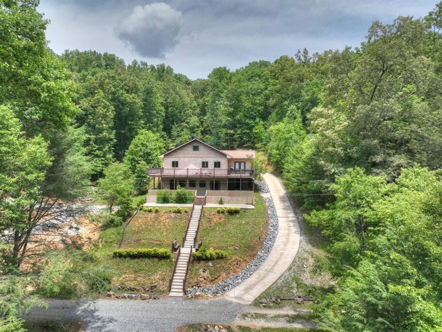 The Chariot - Creek Front With Hottub, Fire Pits, Billiards, Ev Charger - Sandalwood Stays 블루리지 외부 사진