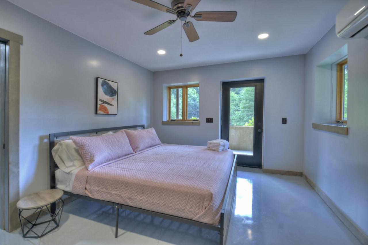 The Chariot - Creek Front With Hottub, Fire Pits, Billiards, Ev Charger - Sandalwood Stays 블루리지 외부 사진