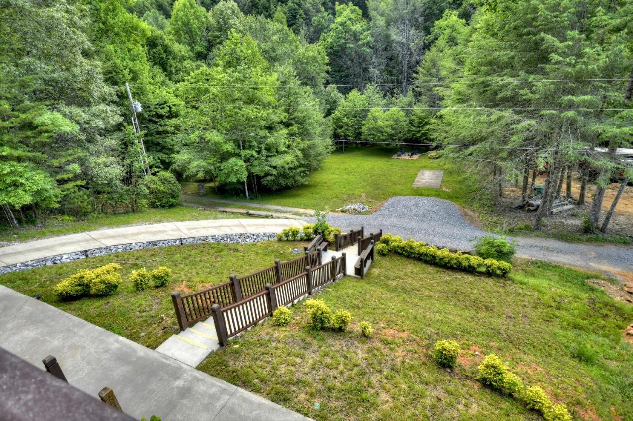 The Chariot - Creek Front With Hottub, Fire Pits, Billiards, Ev Charger - Sandalwood Stays 블루리지 외부 사진
