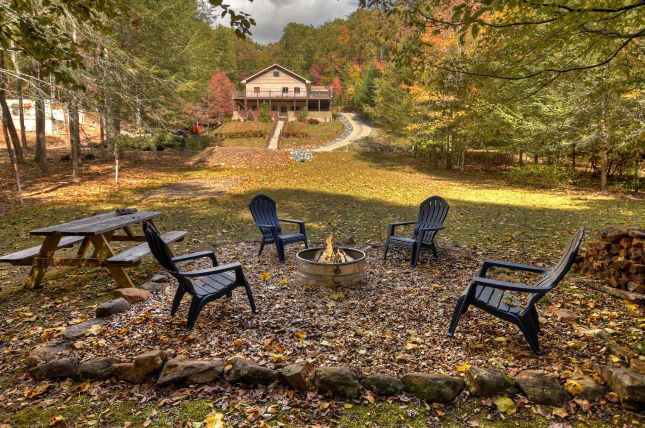 The Chariot - Creek Front With Hottub, Fire Pits, Billiards, Ev Charger - Sandalwood Stays 블루리지 외부 사진
